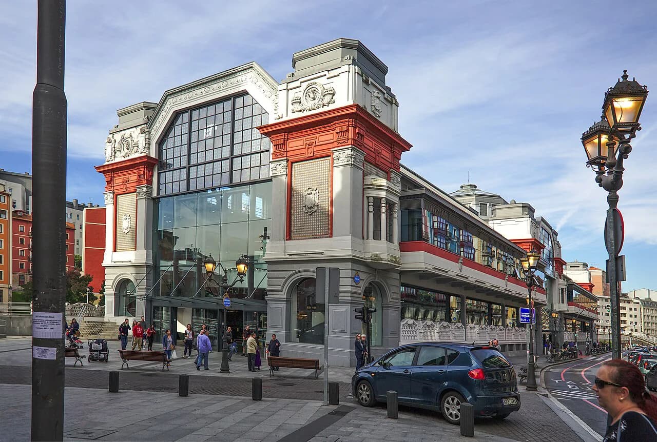 Bilbao Tourist Scams: How to Avoid Common Traps in 2026
