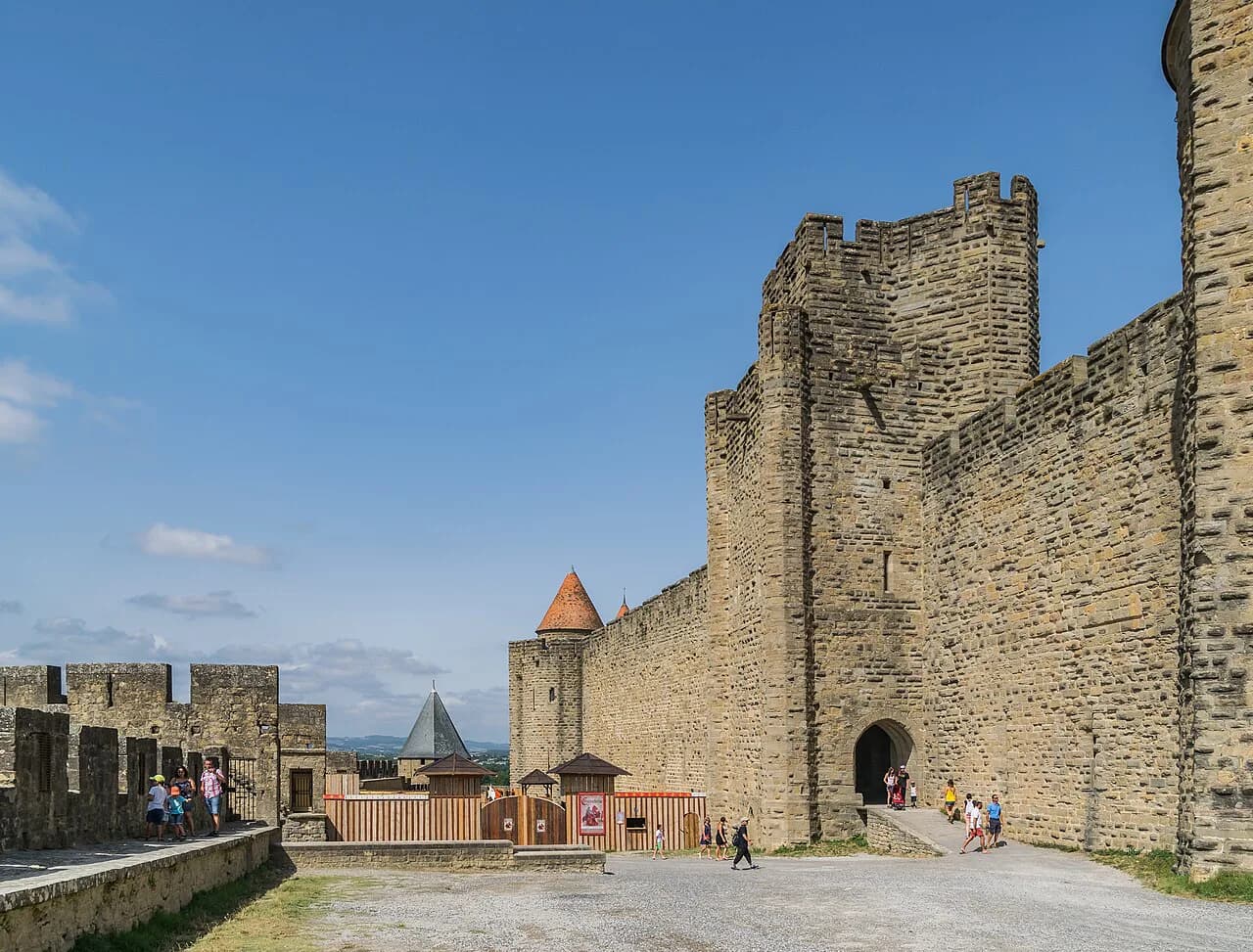 Is Carcassonne Safe for Solo Female Travellers? (2026 Safety & Solo Guide)