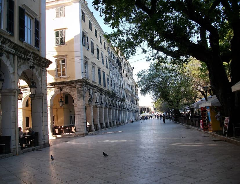 Corfu Tourist Scams: 10+ Common Traps & How to Avoid Them