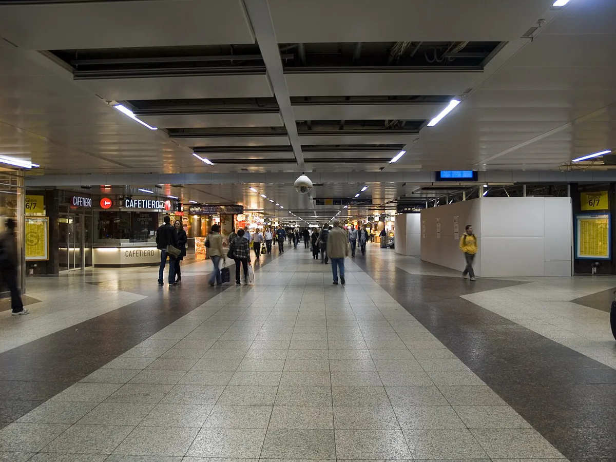NRW  Düsseldorf - Hauptbahnhof 02 — 1