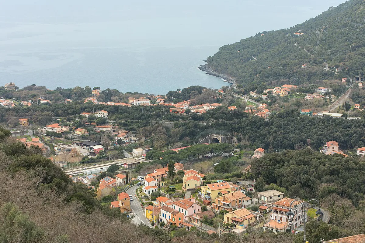 Maratea - View of the modern town from the old town — 1