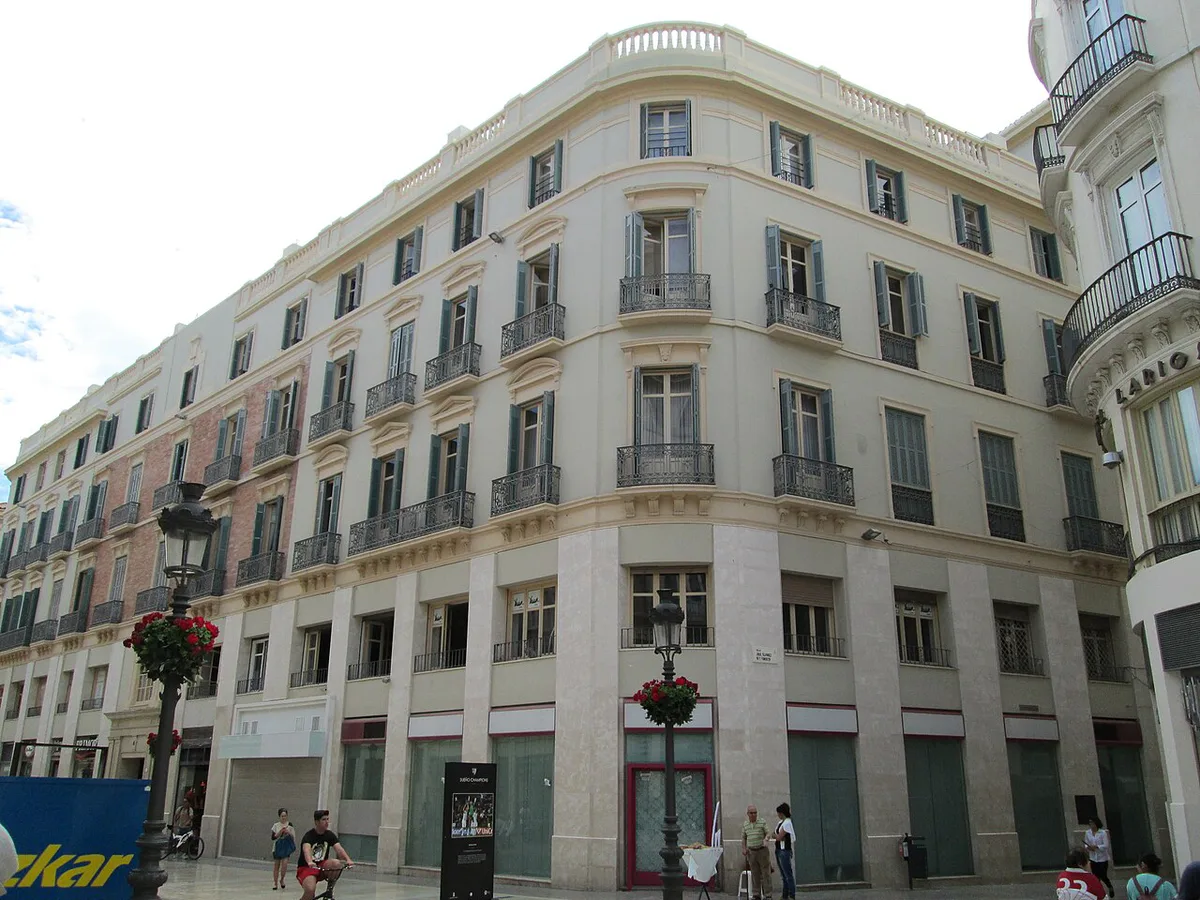 Calle Larios 4 Málaga 001 — 2