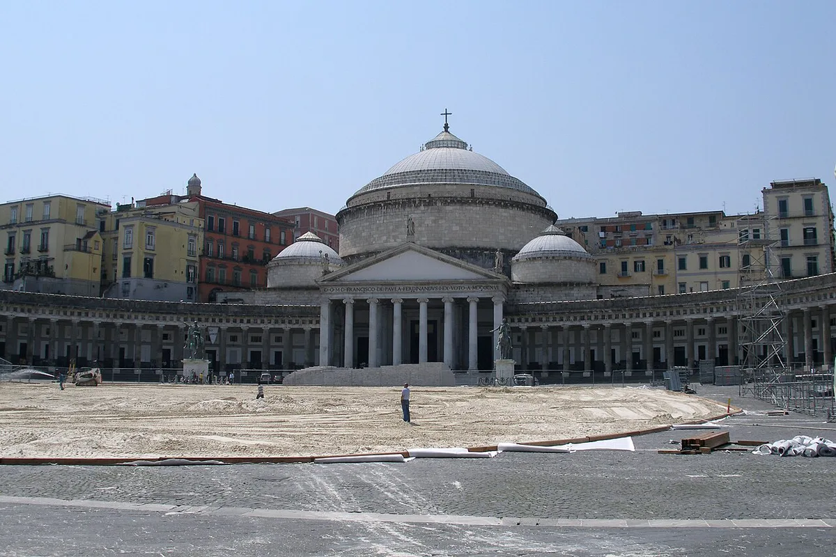 View over Naples with Vesuvius behind the historic centre — 2