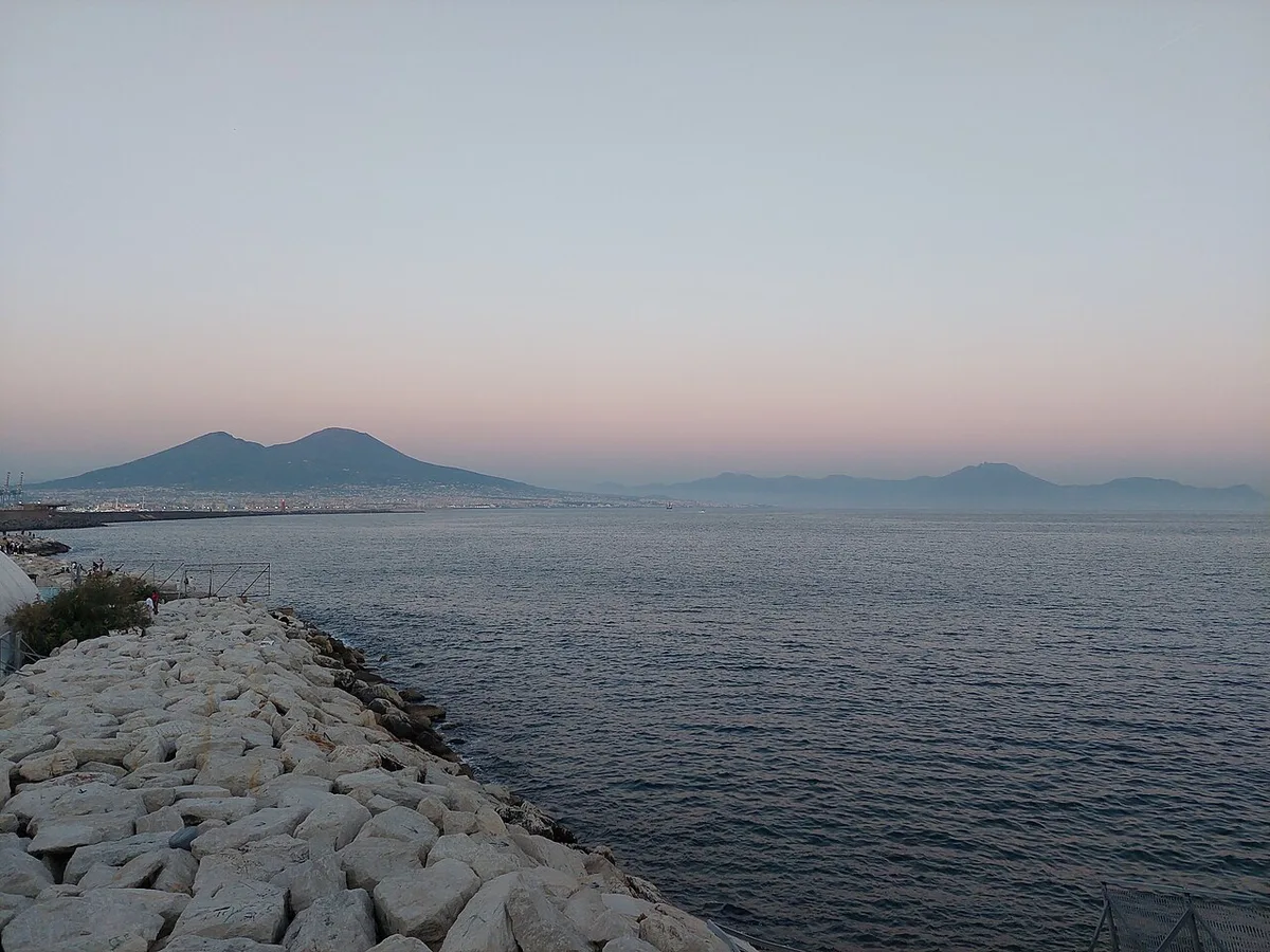 Lungomare Napoli — 2