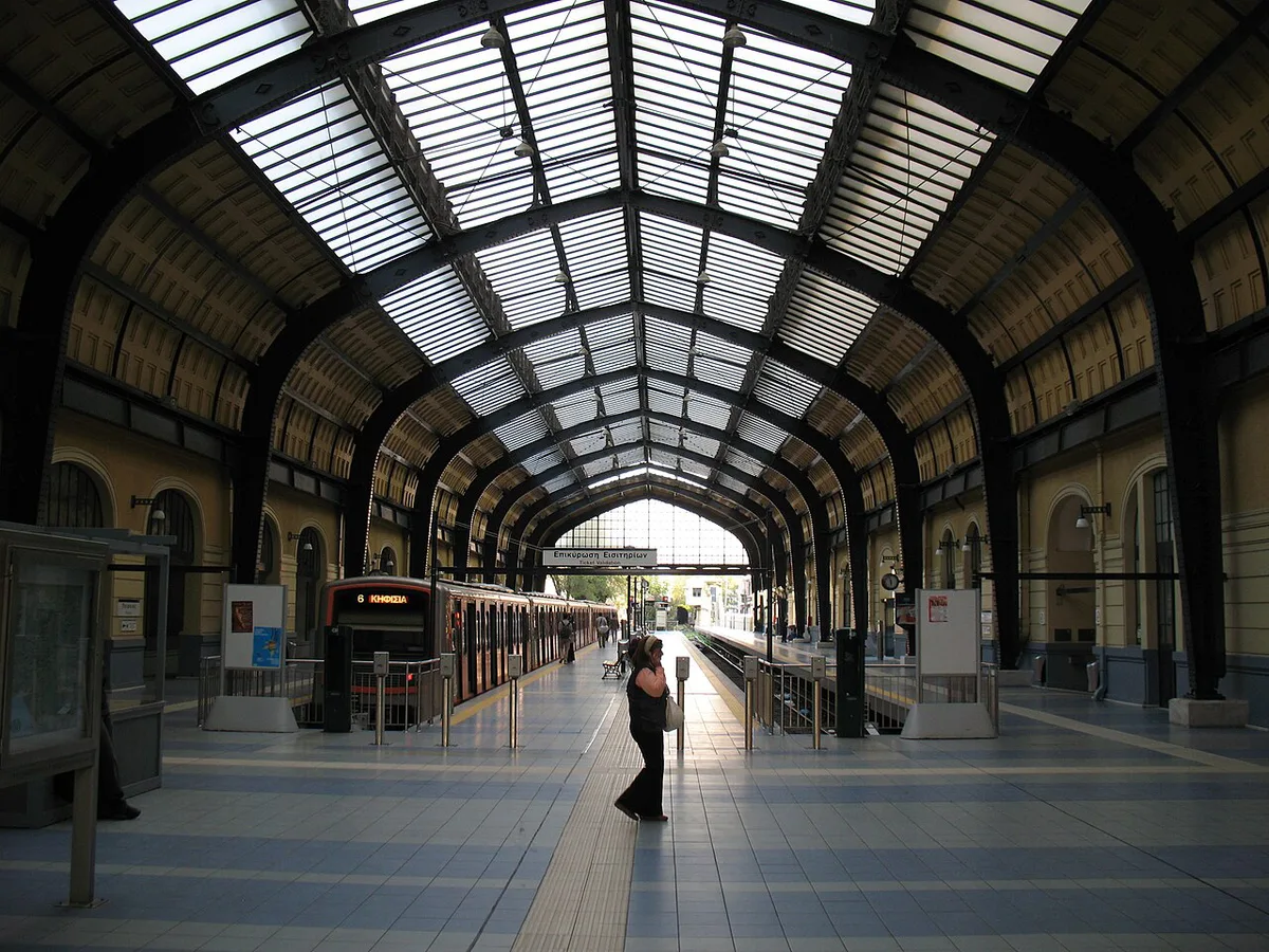 Public transport in Piraeus — 1