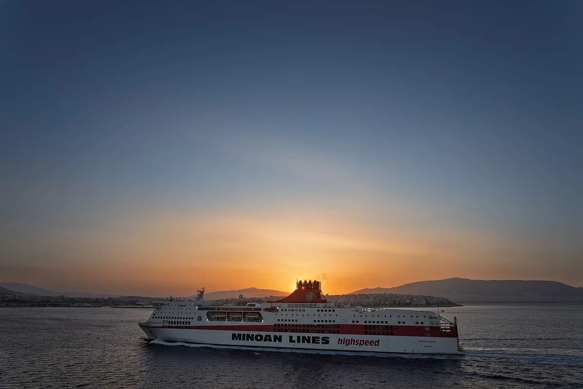 Public transport in Piraeus — 2