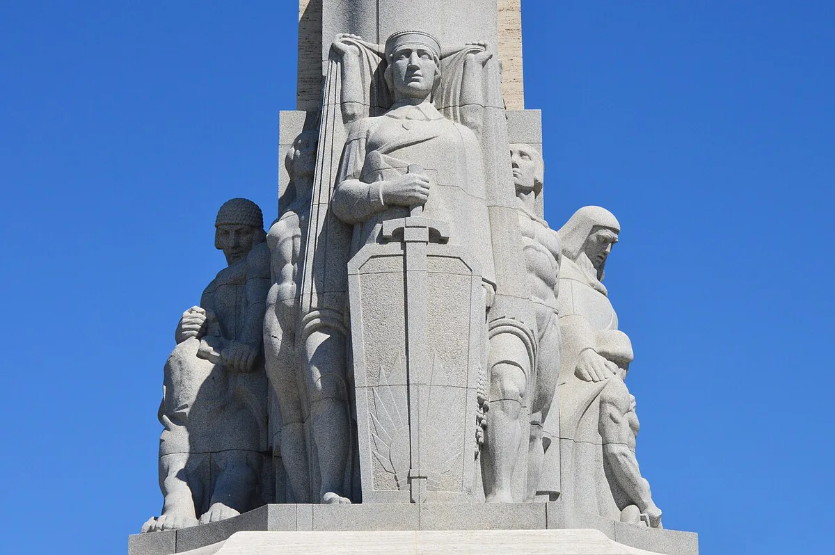 Freedom Monument Latvia 06 — 1