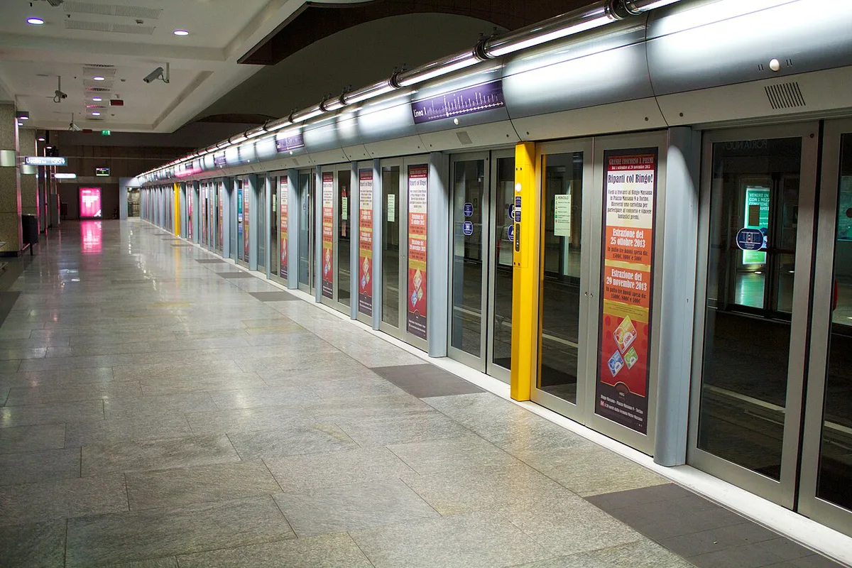 Metropolitana Torino Porta Nuova — 1